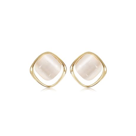 Cat's eye earrings